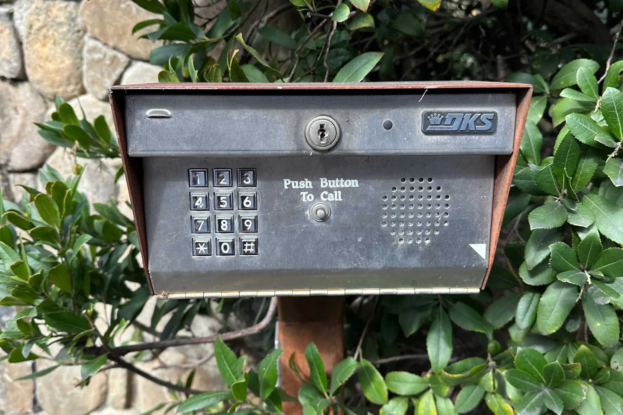 A vehicle loop detector module fitted in a control cabinet