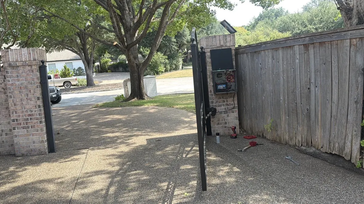Gate swung open during adjustment.